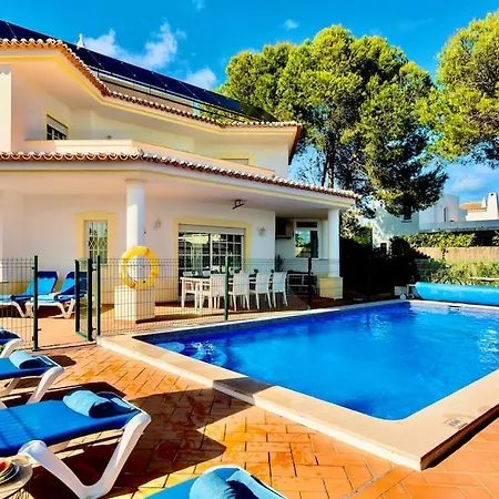 Casa Luna With Saltwater Pool 度假居