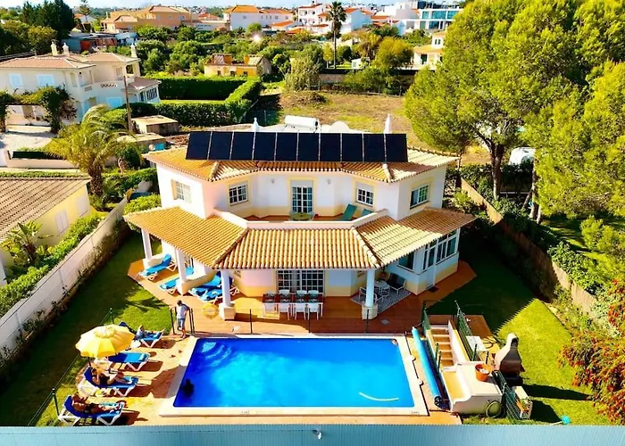 Casa Luna With Saltwater Pool * Olhos de Agua (Albufeira)