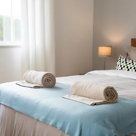 Dom wakacyjny Casa Luna With Saltwater Pool Olhos de Agua (Albufeira)