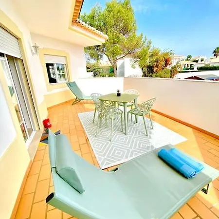 Casa Luna With Saltwater Pool Olhos de Agua (Albufeira)