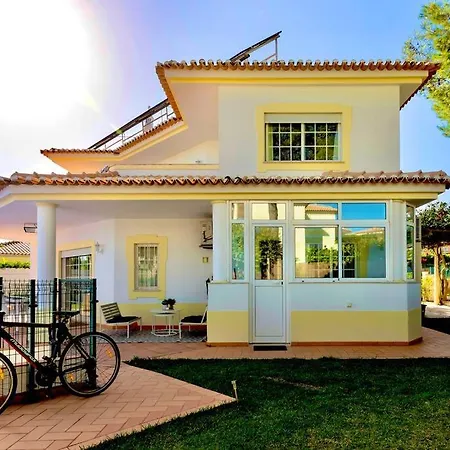 Prázdninový dům Casa Luna With Saltwater Pool Olhos de Agua (Albufeira)