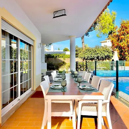 Prázdninový dům Casa Luna With Saltwater Pool Olhos de Agua (Albufeira)